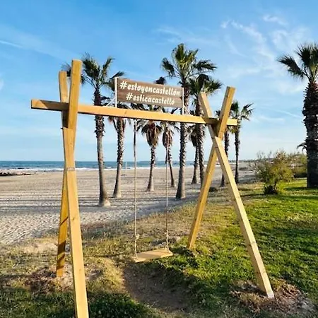 Particular, Confortable. Villa *